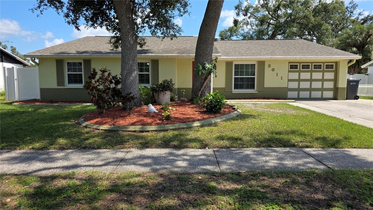 3611 Wisperbreath Ln Ln., Tampa, FL 33619