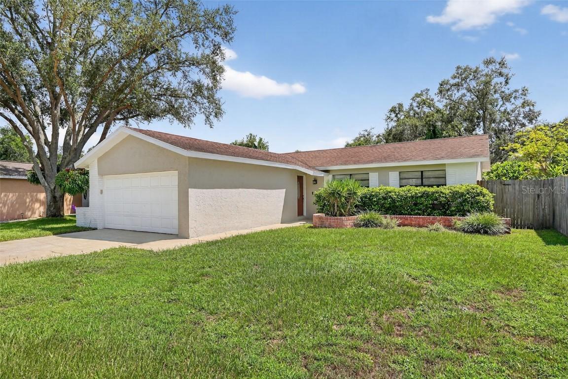 2827 Eagle Run Cir., Clearwater, FL 33760