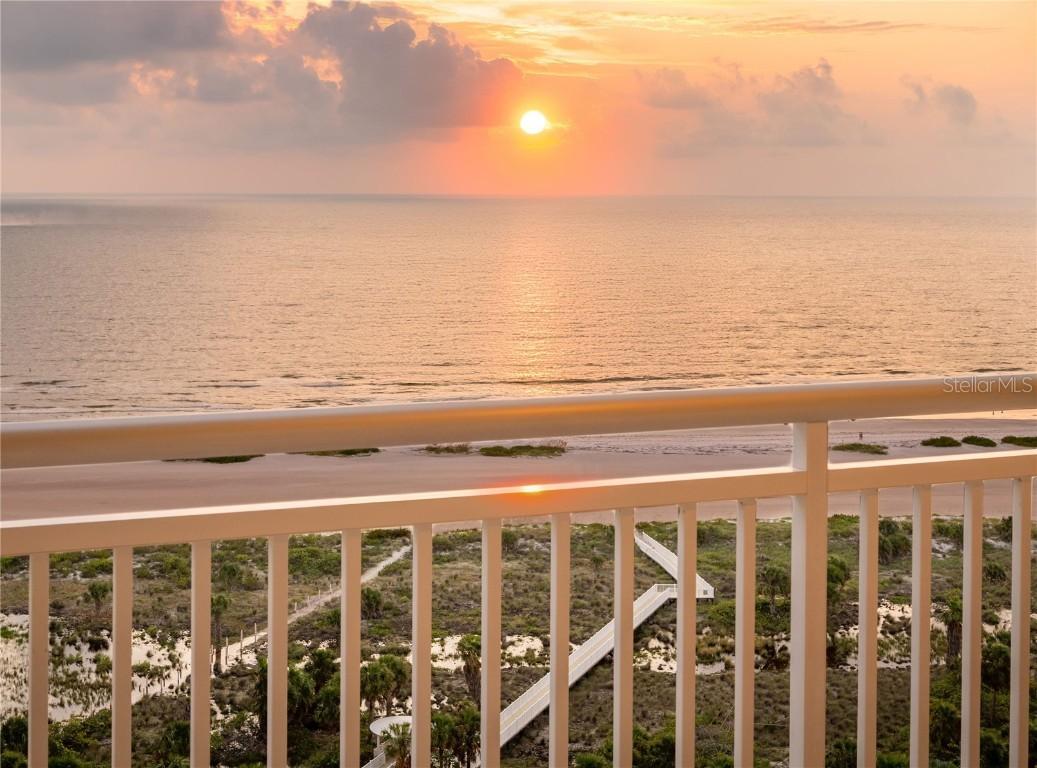 1180 Gulf Blvd. #1805, Clearwater Beach, FL 33767