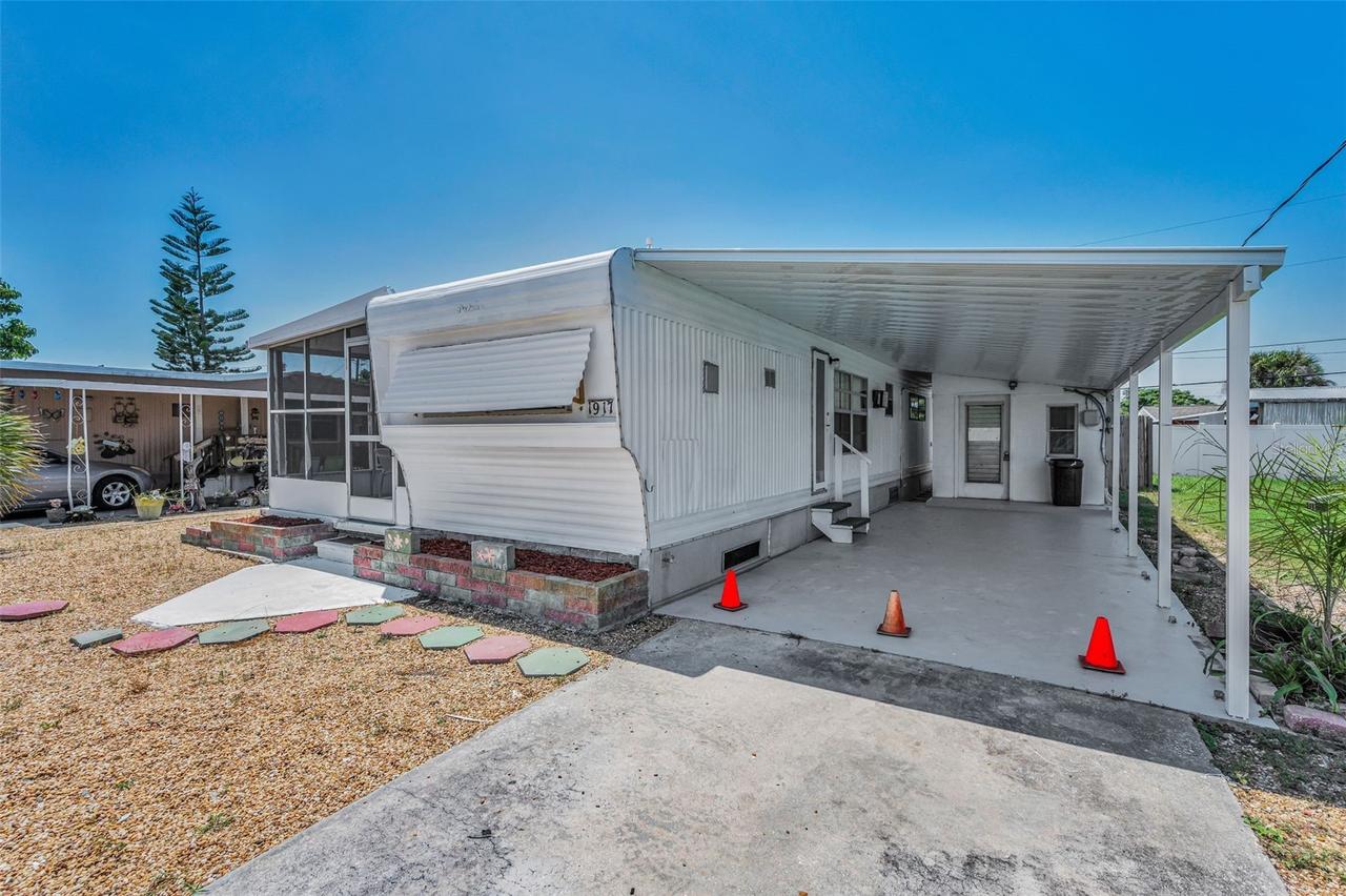 1917 Hess Dr., Holiday, FL 34691