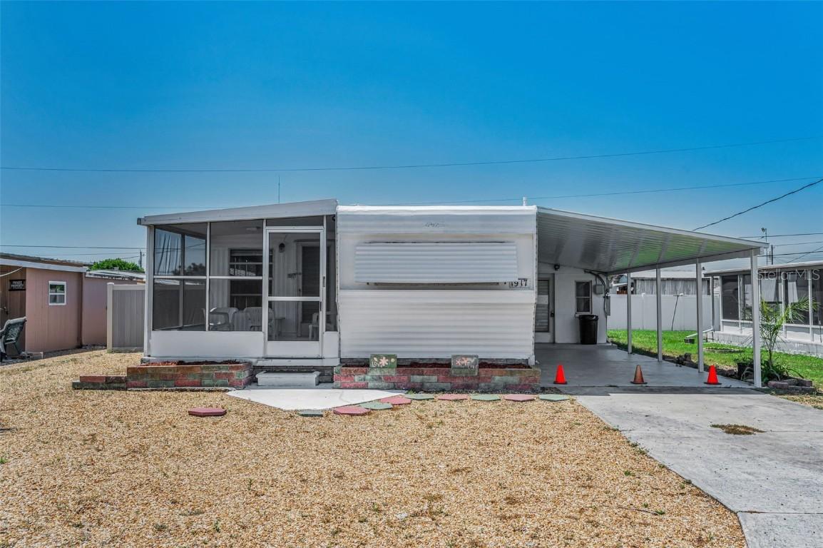 1917 Hess Dr., Holiday, FL 34691