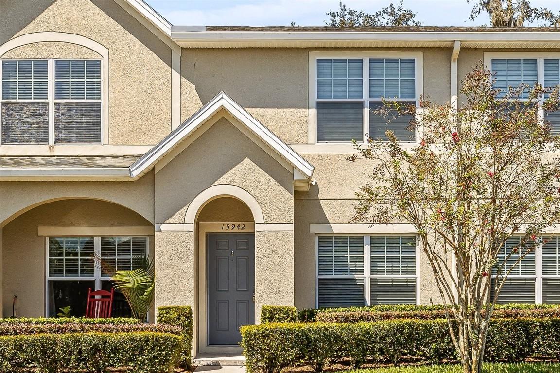 15942 Fishhawk View Dr., Lithia, FL 33547