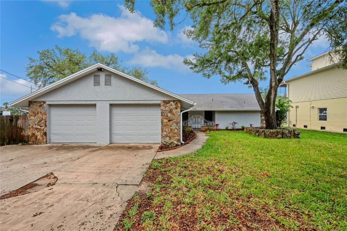 6914 Harbor Dr., Hudson, FL 34667