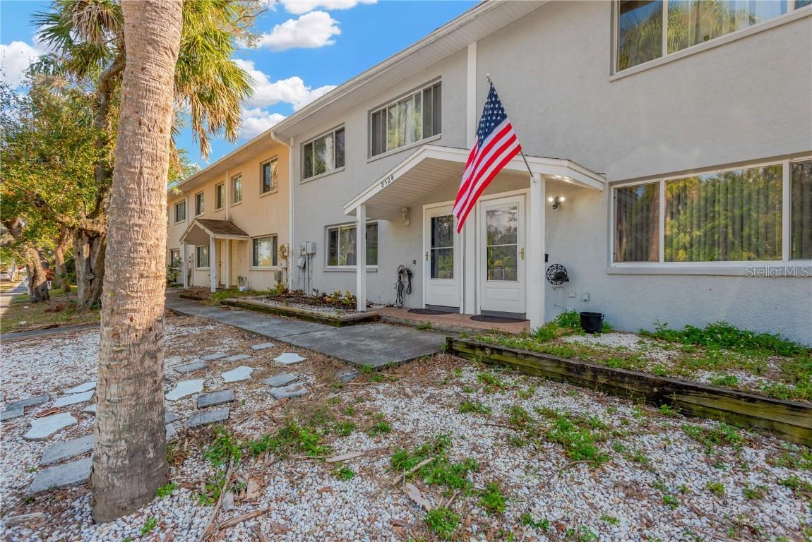8324 Civic Rd., Tampa, FL 33615