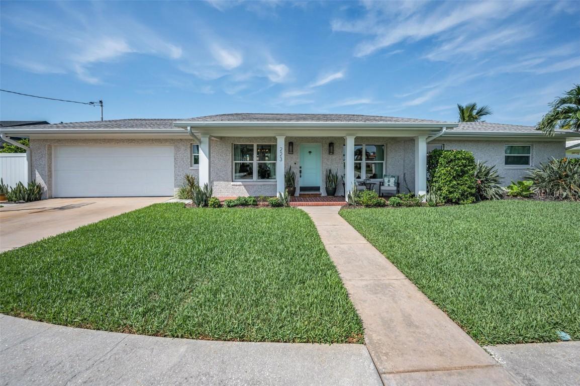 223 Howard Dr., Belleair Beach, FL 33786