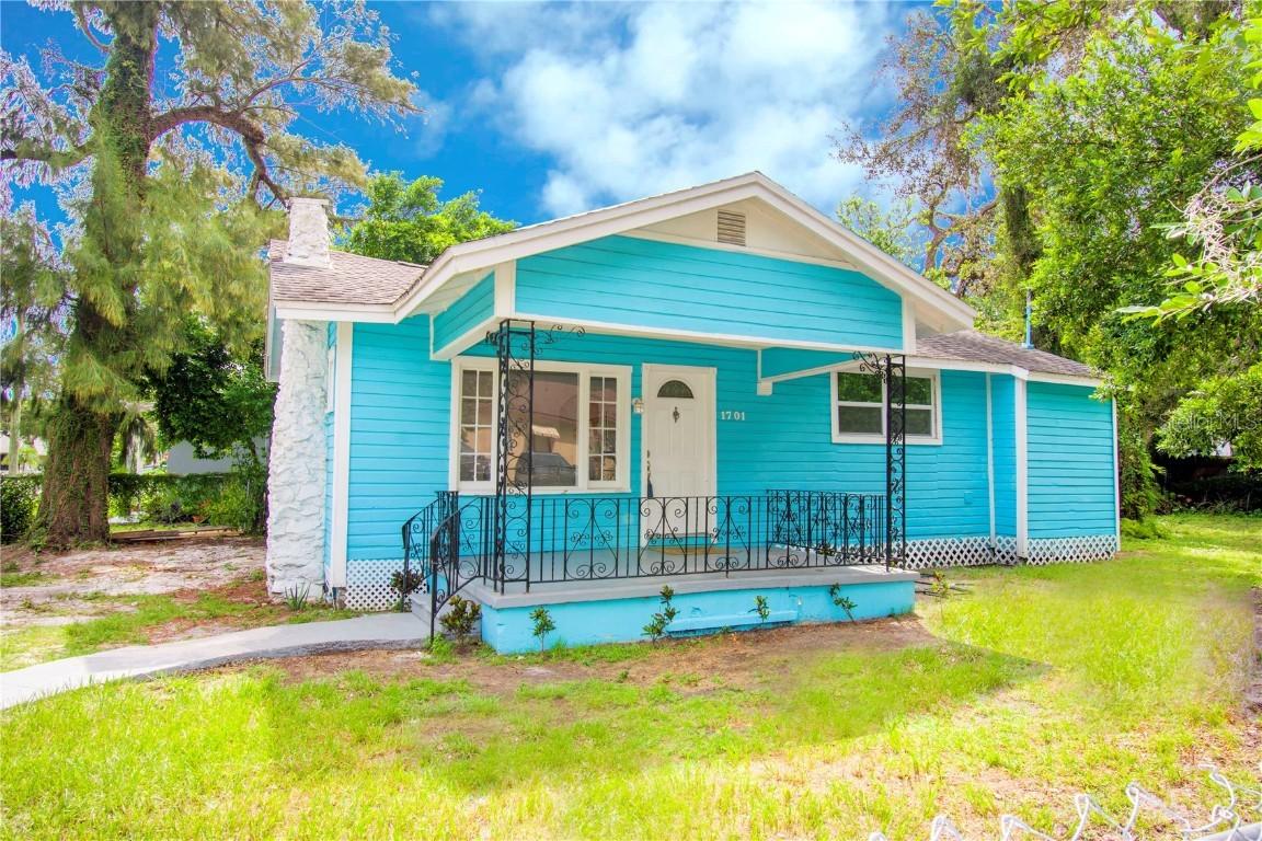 1701 E New Orleans Ave., Tampa, FL 33610