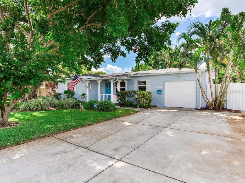 3662 24th Ave., St Petersburg, FL 33713