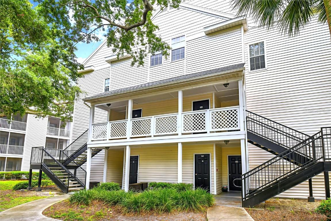 3270 Haviland Ct. #301, Palm Harbor, FL 34684