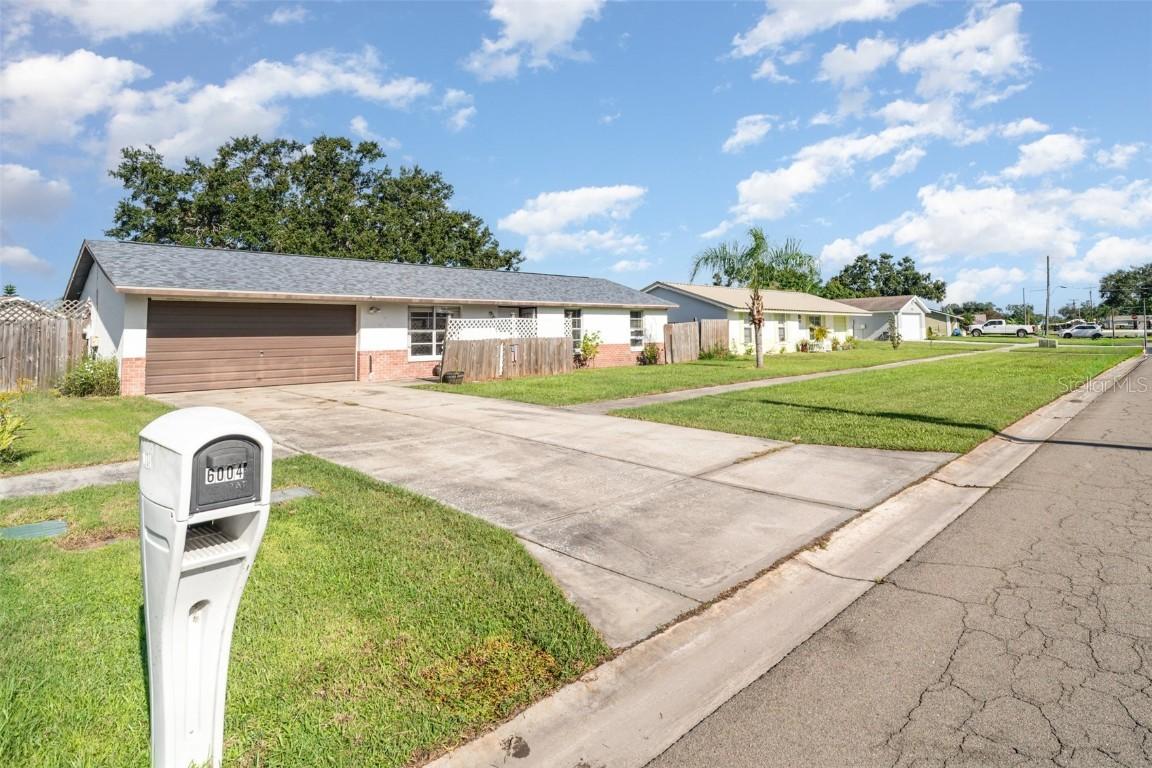 6004 Firefly Ln., Apollo Beach, FL 33572