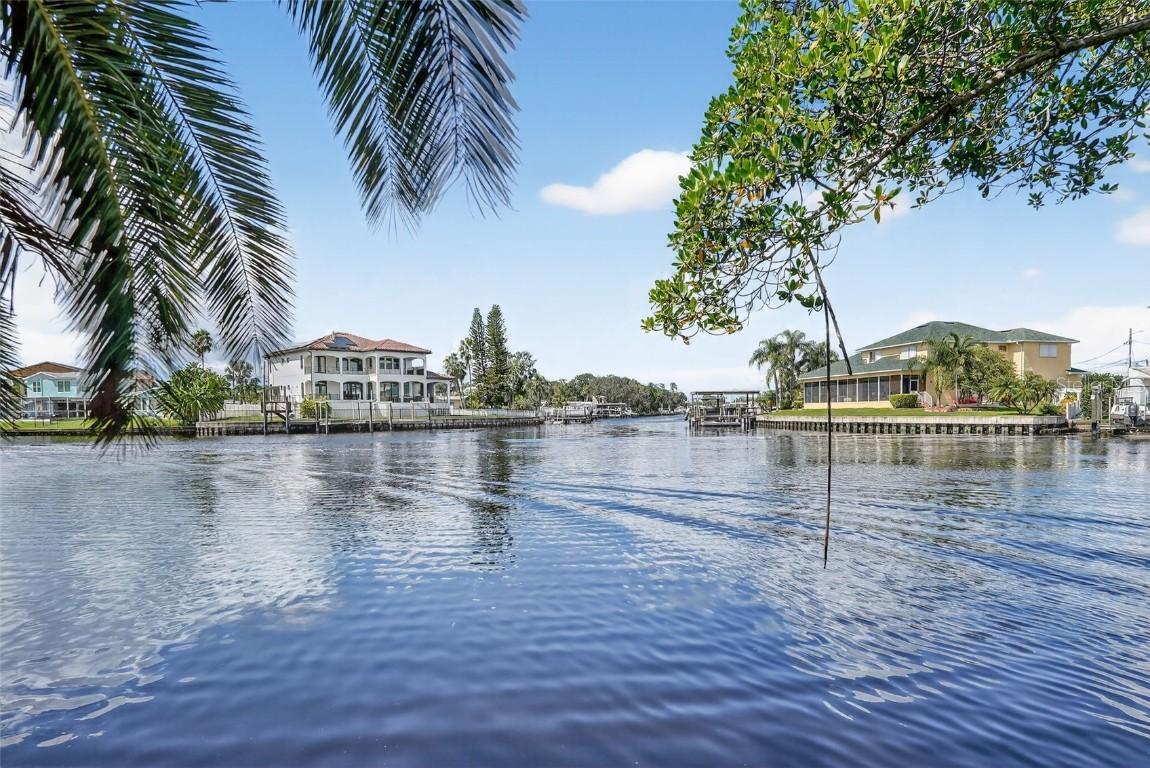 330 90th Ave., St Petersburg, FL 33702