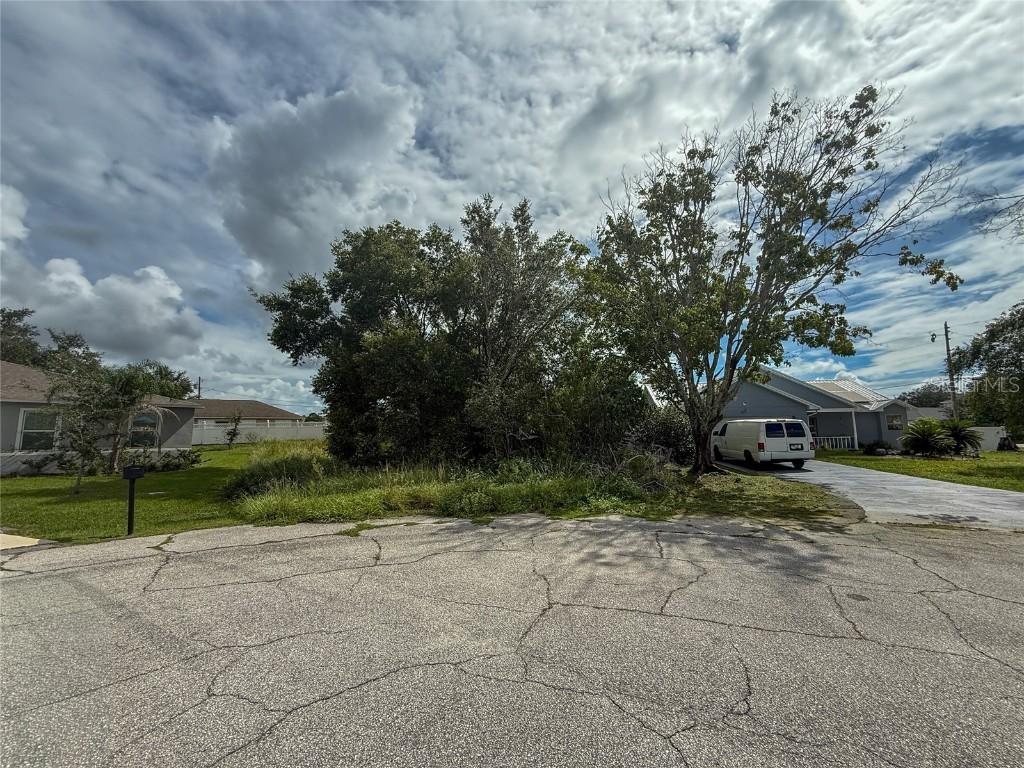 1403 Missouri Pl., Kissimmee, FL 34759