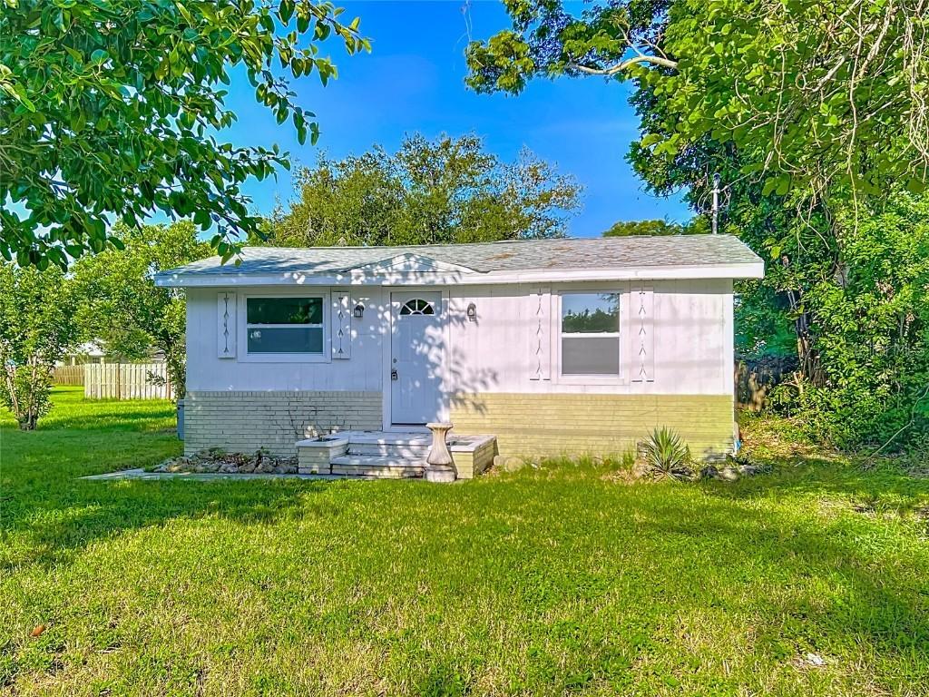 317 Jessica St., Nokomis, FL 34275