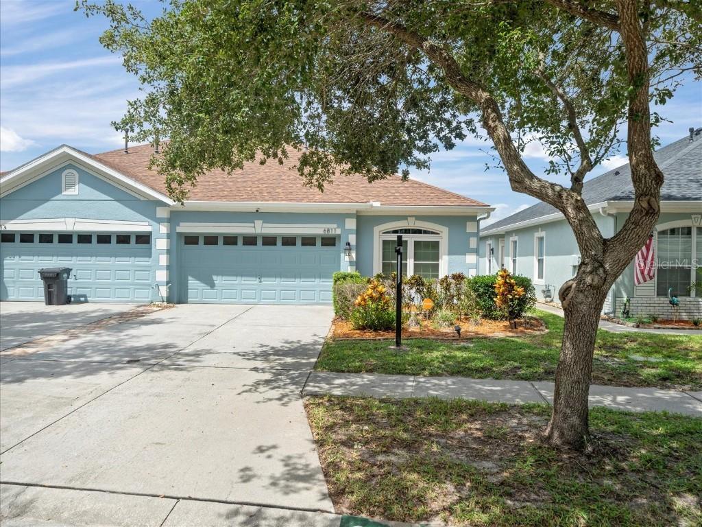 6811 Surrey Oak Dr., Apollo Beach, FL 33572
