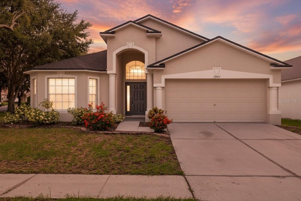 6947 Crown Lake Dr., Gibsonton, FL 33534