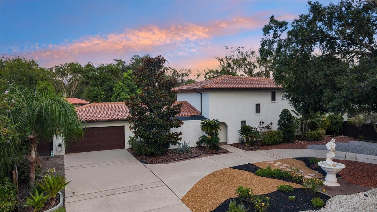 403 Weeburn Rd., Temple Terrace, FL 33617