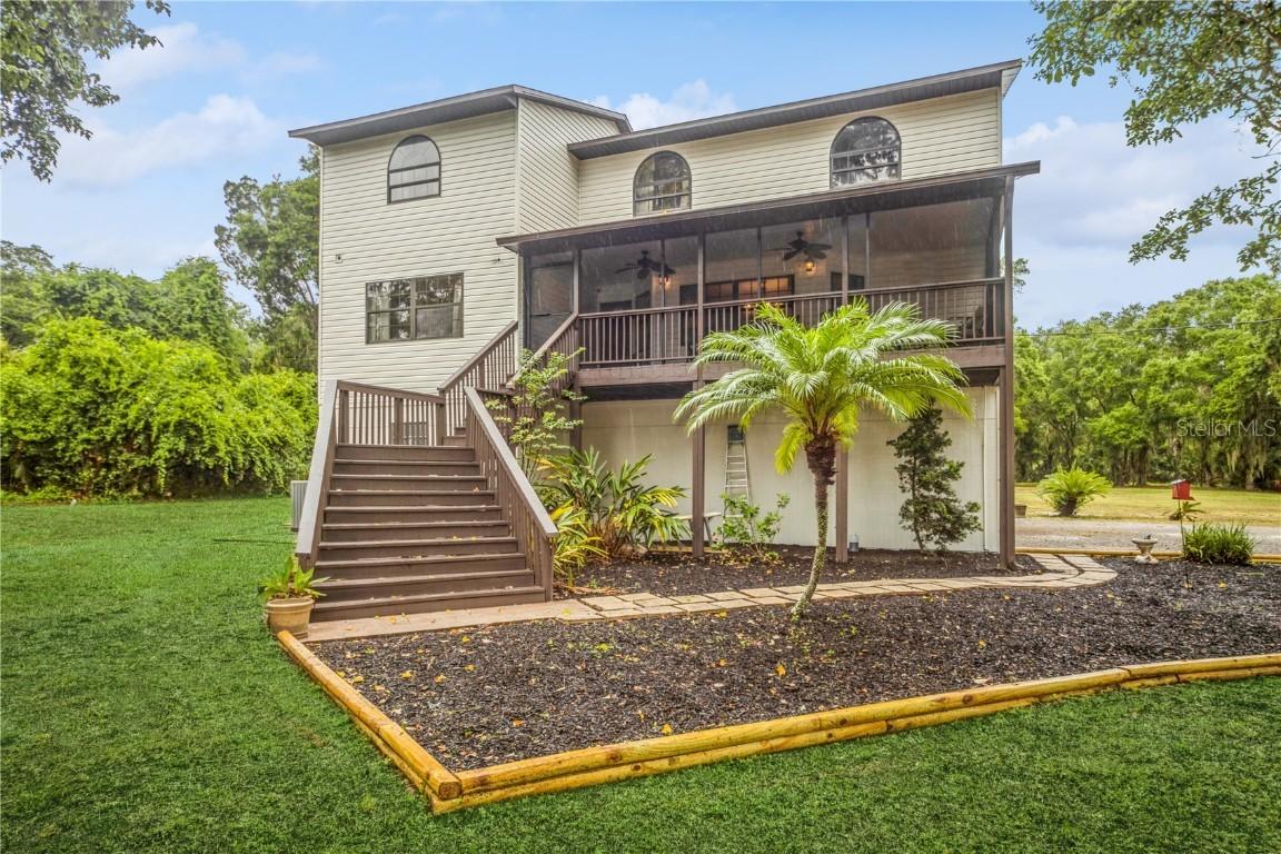 13005 Sea Critter Ln., Dover, FL 33527
