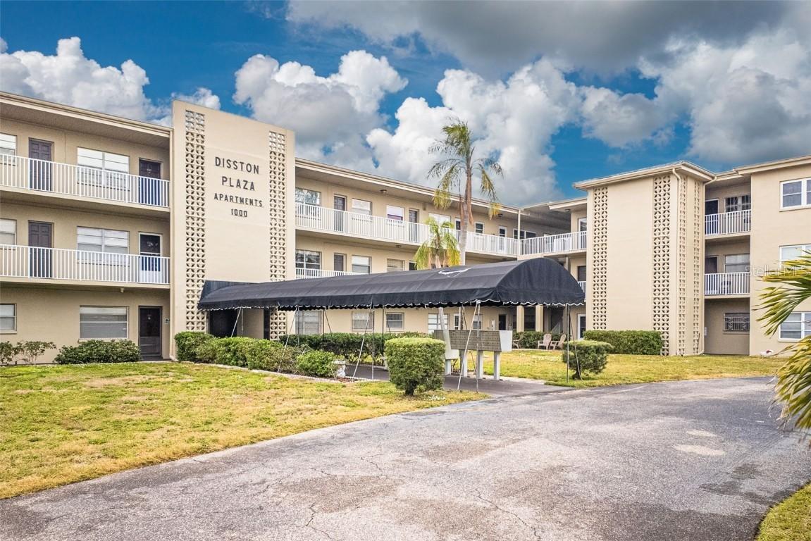 1000 49th St. #307, St Petersburg, FL 33710