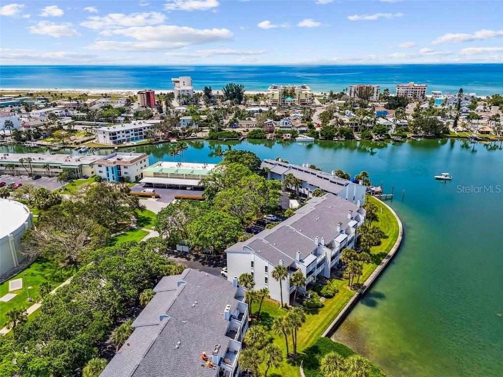 12134 Capri Cir S Cir. #803, Treasure Island, FL 33706