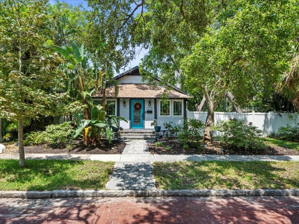 313 23rd Ave., St Petersburg, FL 33704