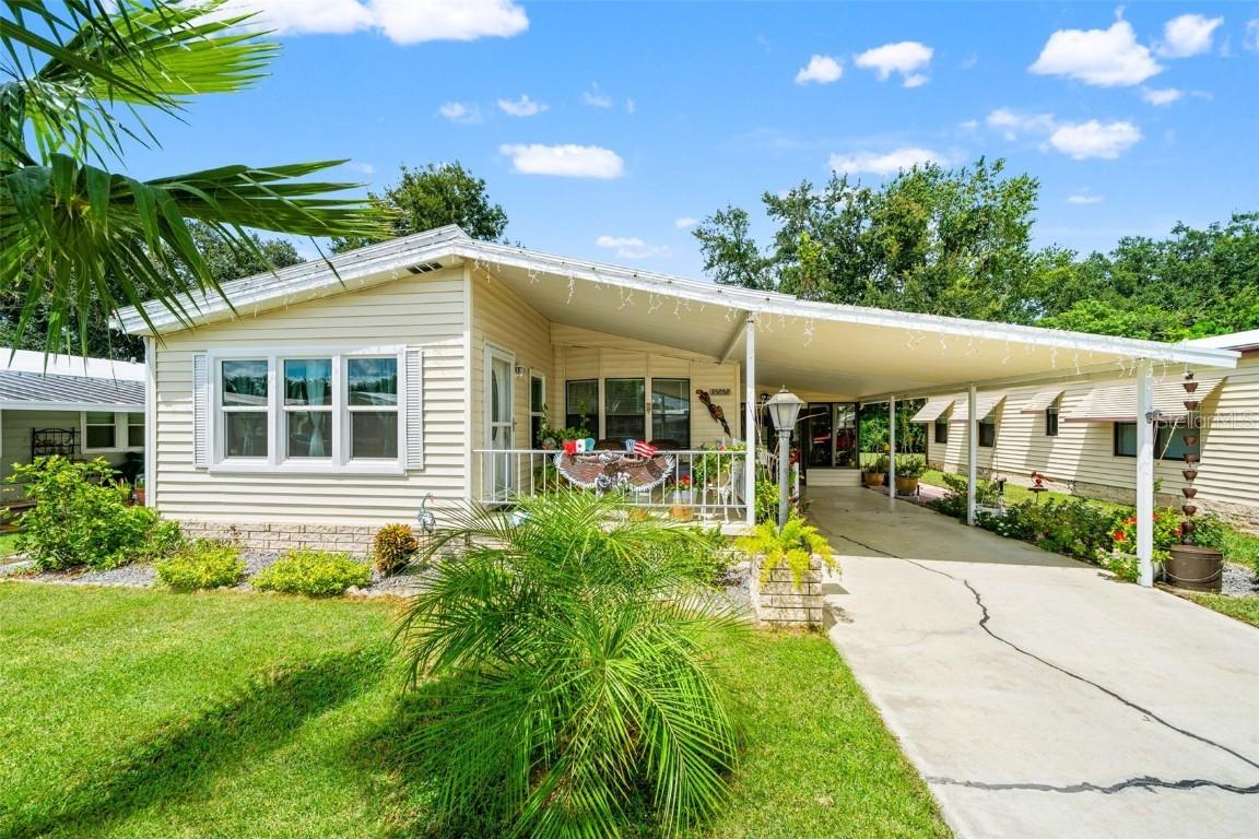 35057 Mcculloughs Leap, Zephyrhills, FL 33541