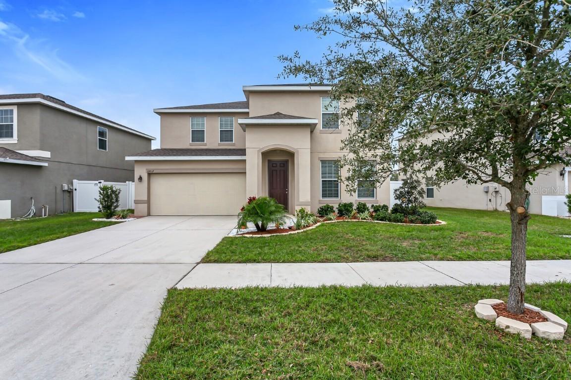 12017 Grand Kempston Dr., Gibsonton, FL 33534