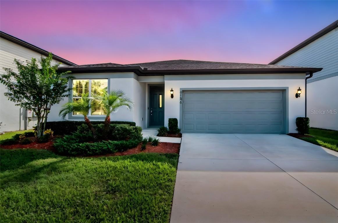 6156 Bradford Woods Dr., Zephyrhills, FL 33542
