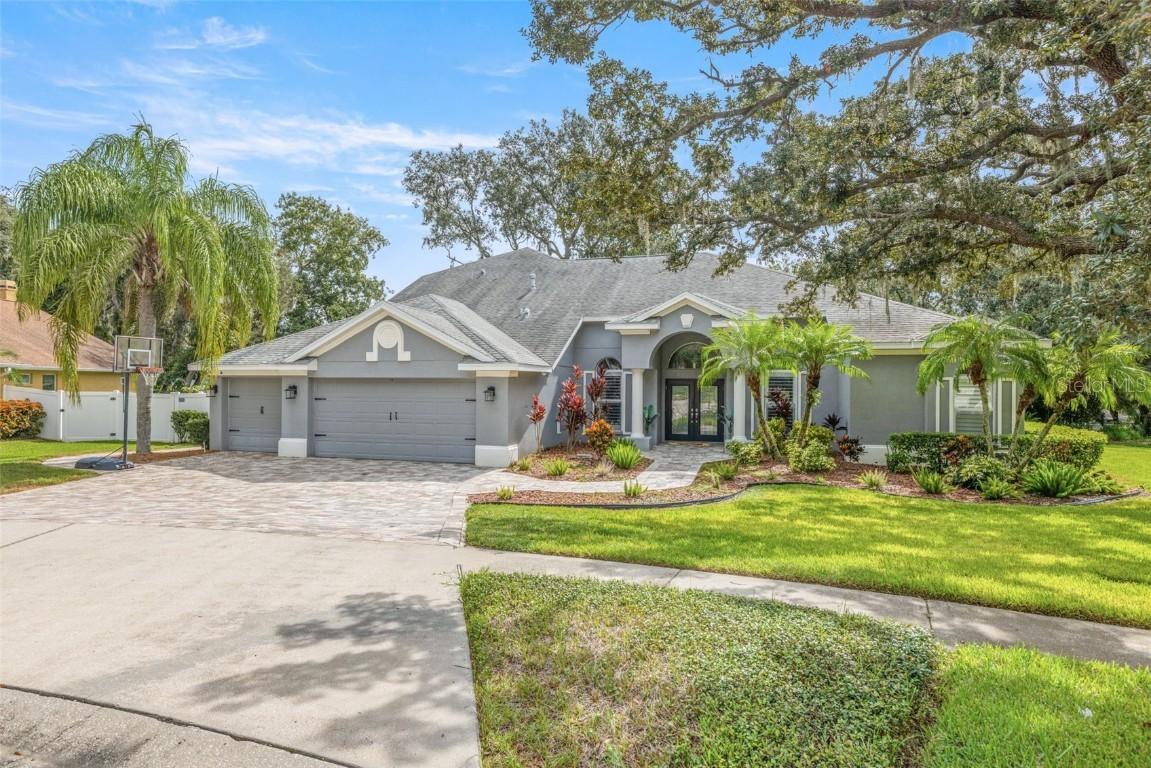 10129 Paddock Oaks Dr., Riverview, FL 33569