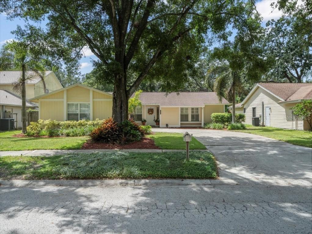 15912 Hampton Village Dr., Tampa, FL 33618