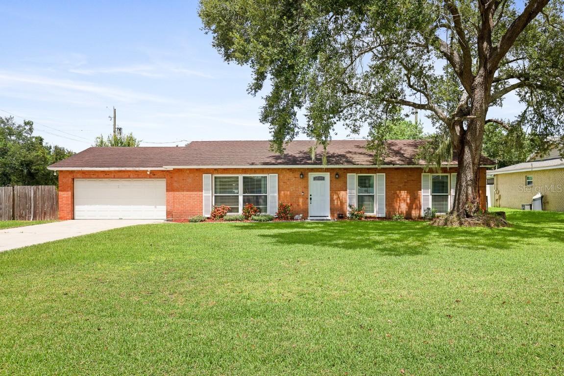 102 Mitchell Dr., Brandon, FL 33511