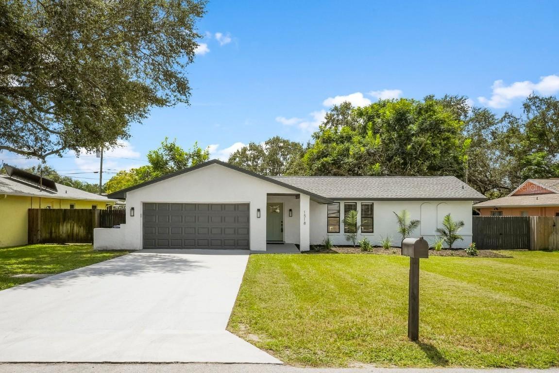 1518 Illinois Ave., Palm Harbor, FL 34683