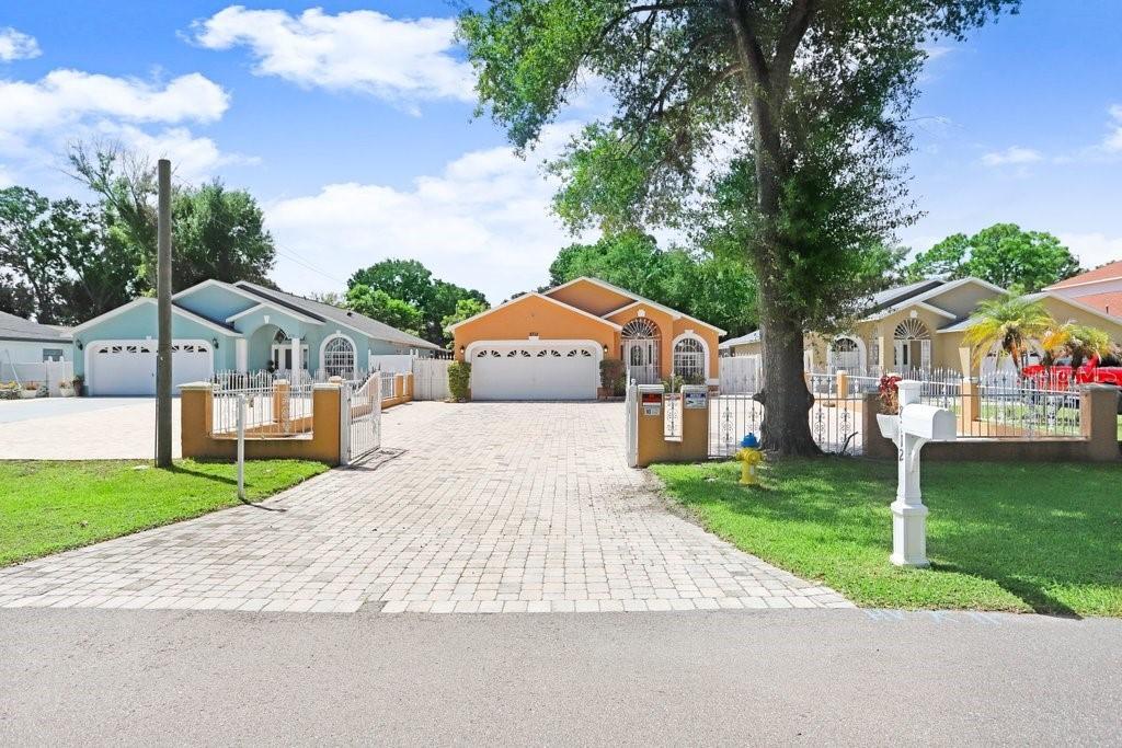 8712 Fountain Ave., Tampa, FL 33615