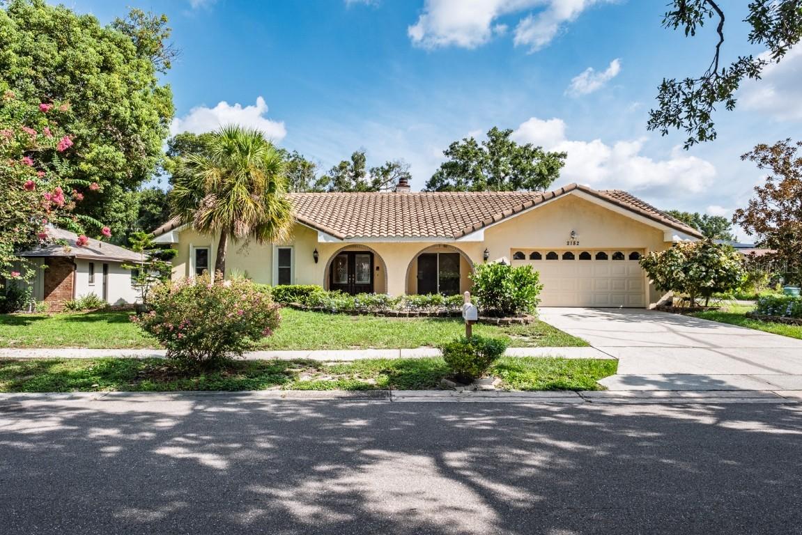 2182 Santa Paula Dr., Dunedin, FL 34698