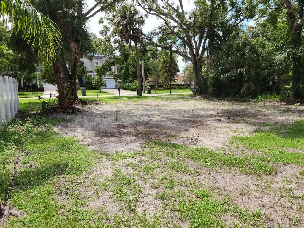 107 Arlington Ave., Oldsmar, FL 34677