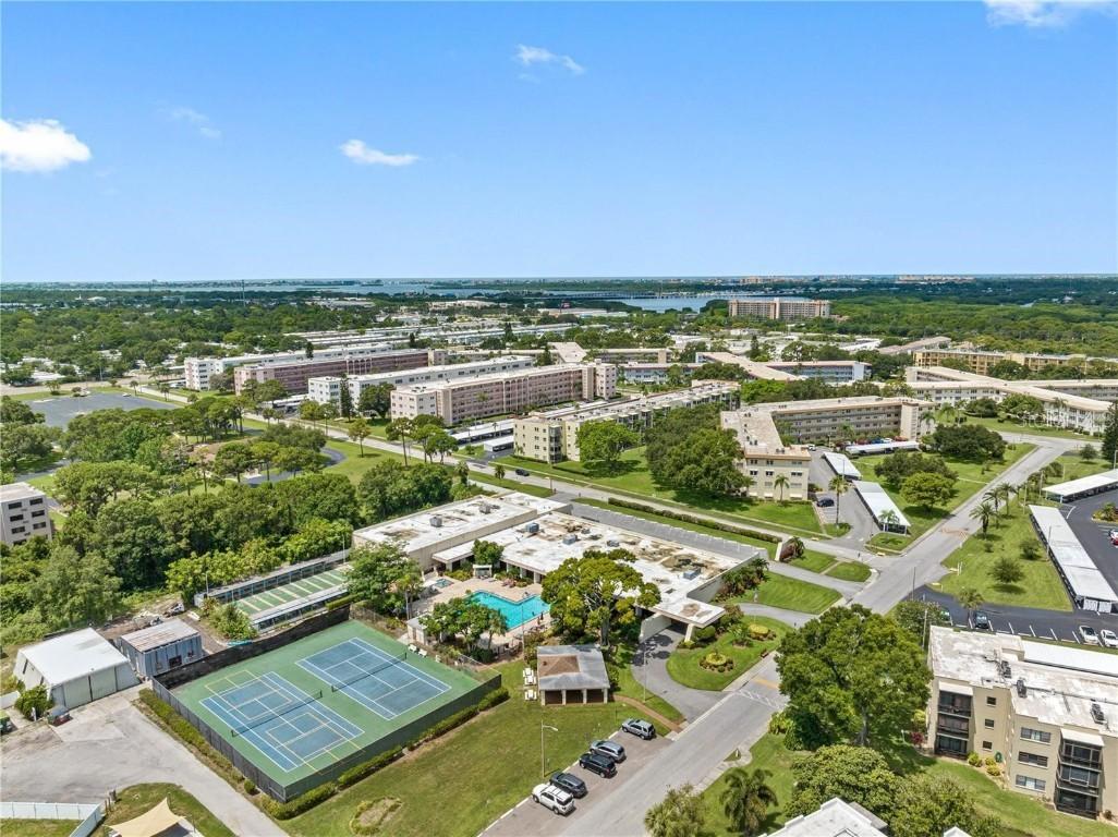 5975 Terrace Park Dr. #202, St Petersburg, FL 33709