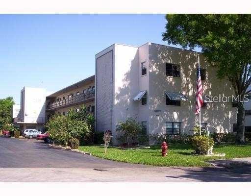 5975 Terrace Park Dr. #202, St Petersburg, FL 33709