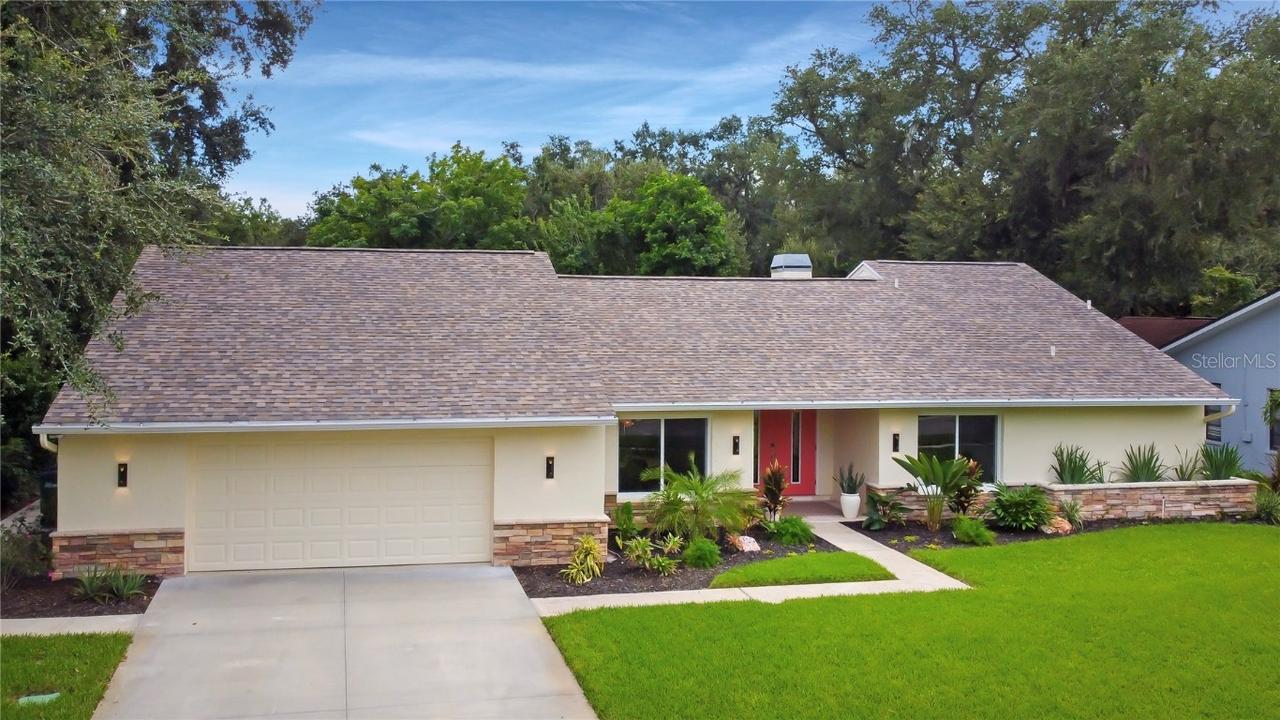 1820 Pine Hill Dr., Safety Harbor, FL 34695