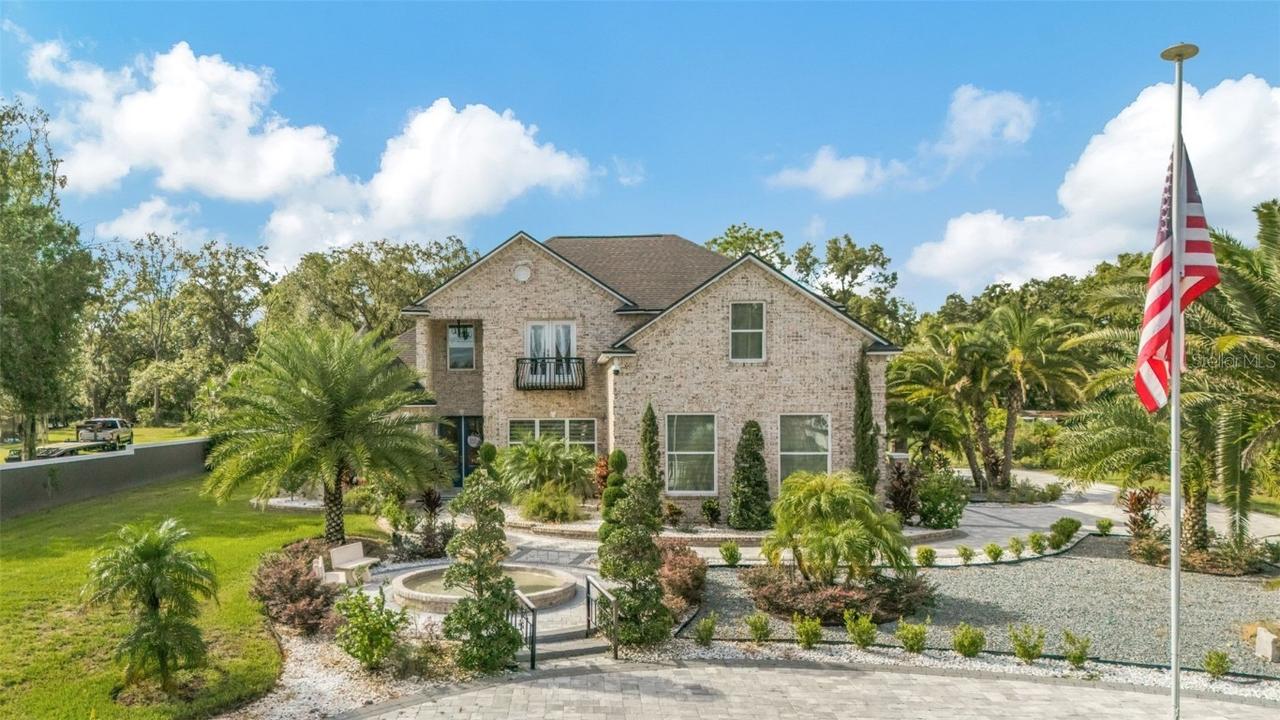 416 W Socrum Loop Rd., Lakeland, FL 33809