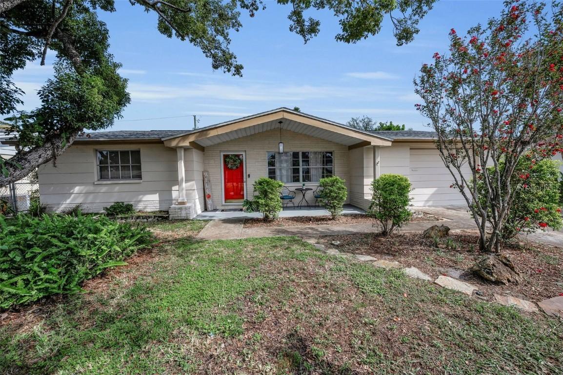 5545 Casino Dr., Holiday, FL 34690