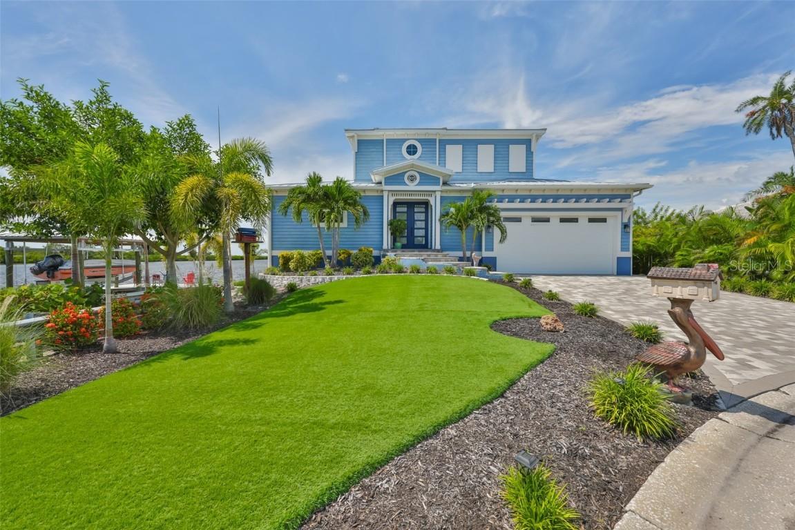 937 Birdie Way, Apollo Beach, FL 33572
