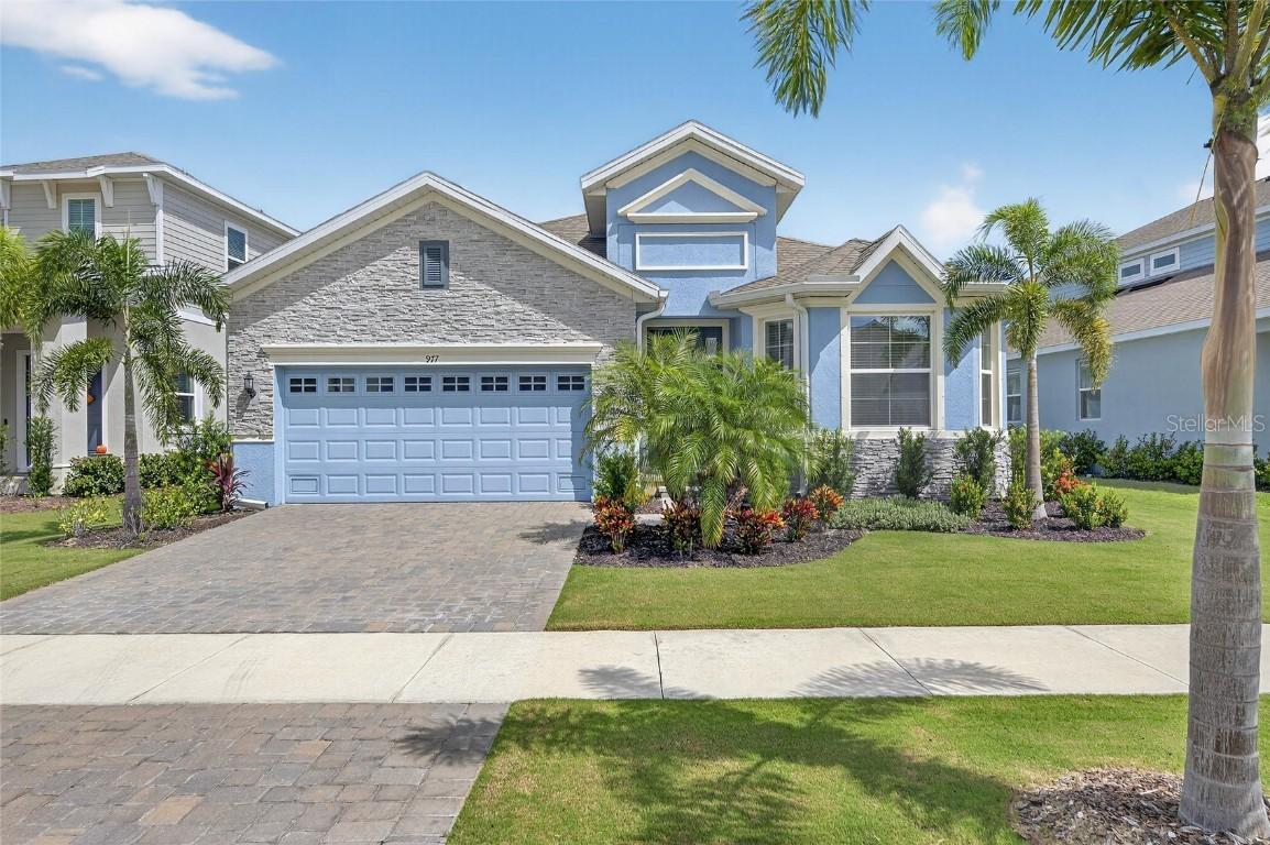 977 Signet Dr., Apollo Beach, FL 33572