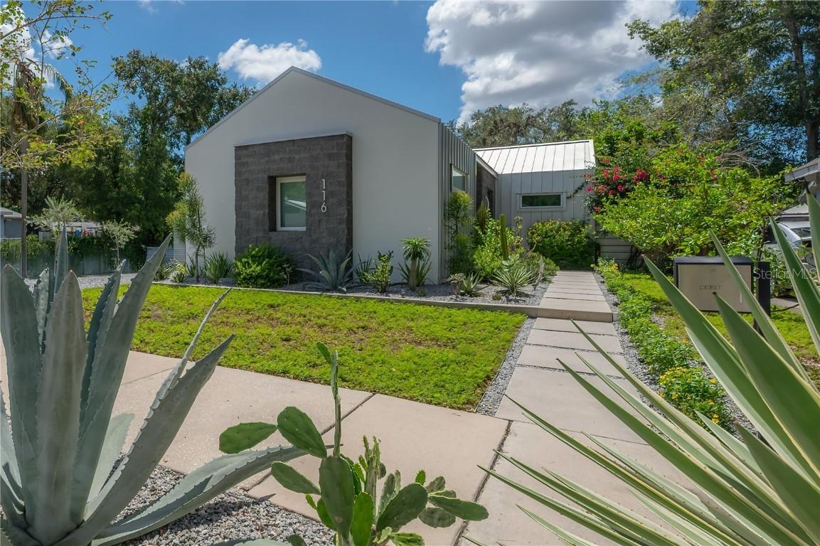 116 W Plymouth St., Tampa, FL 33603