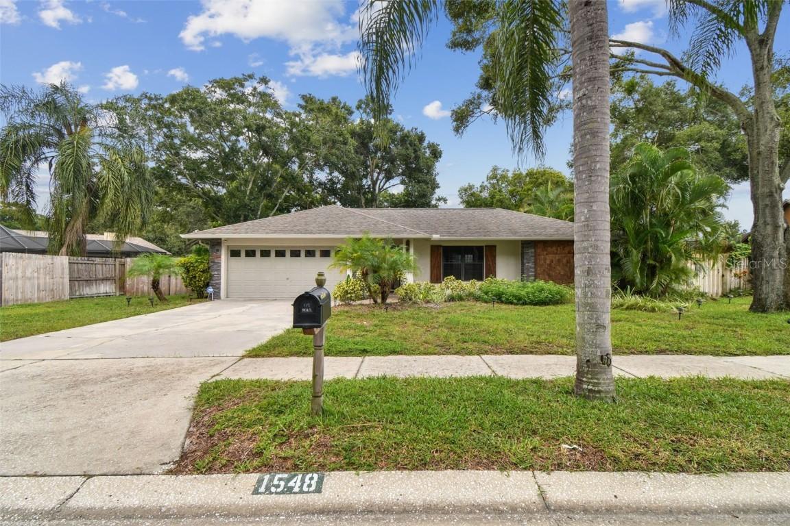 1548 Foxboro Dr., Palm Harbor, FL 34683