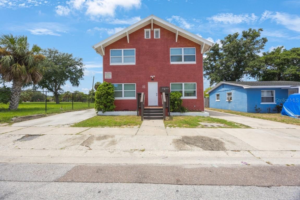1761 19th St., St Petersburg, FL 33712