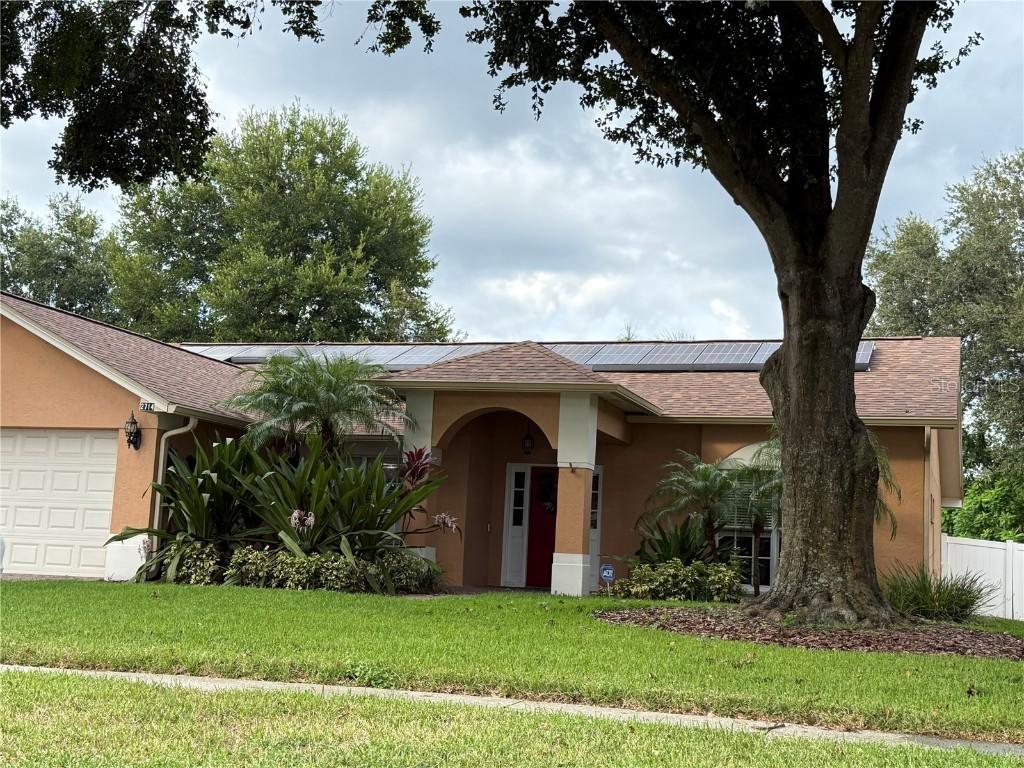 2714 Brianholly Dr., Valrico, FL 33596