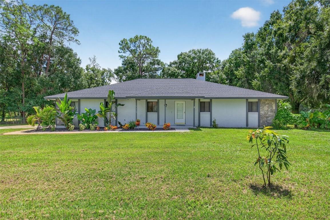 4618 Deeson Rd., Lakeland, FL 33810