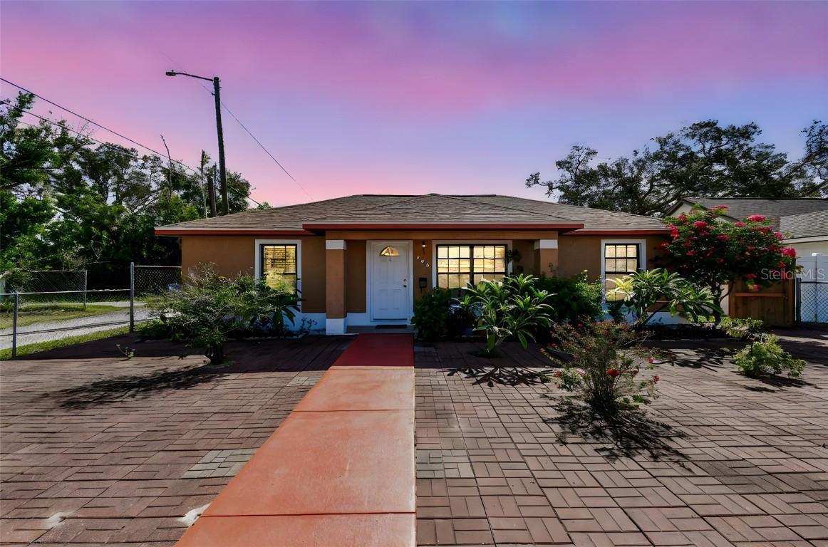 460 48th St., St Petersburg, FL 33711