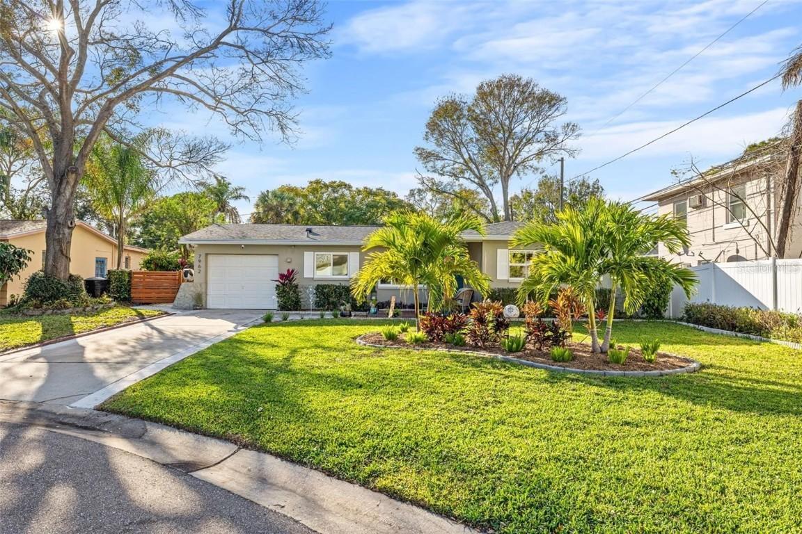 7962 2nd Way, St Petersburg, FL 33702