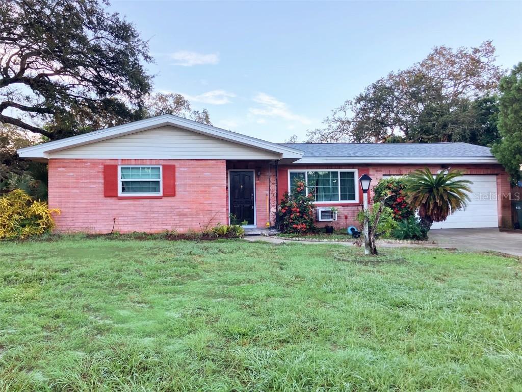 1221 12th Ct., Largo, FL 33770