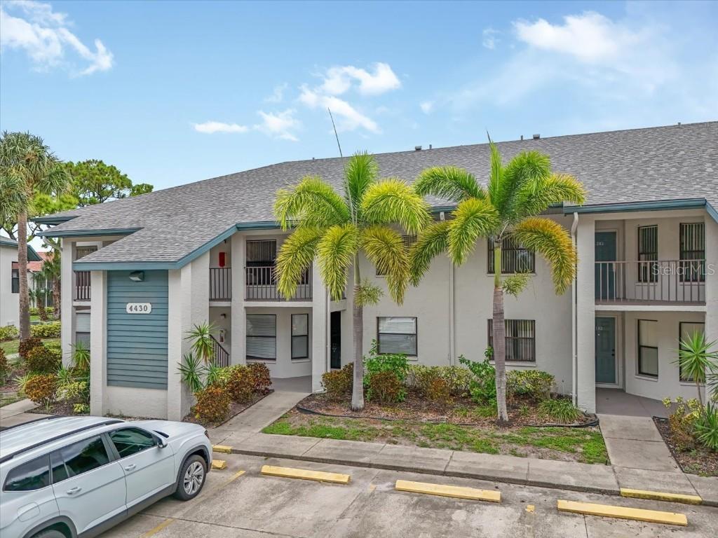 4430 47th Ave. #202, Bradenton, FL 34210