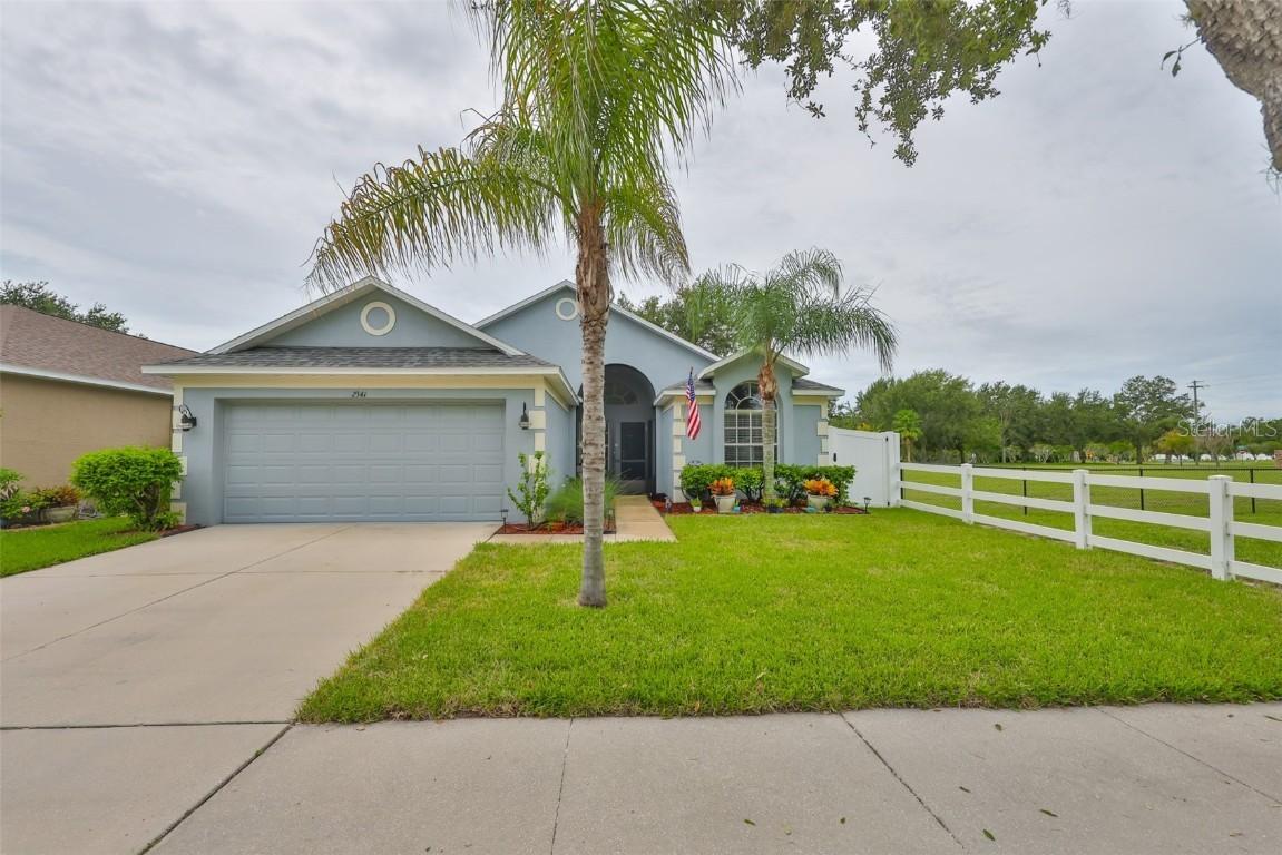 2341 Roanoke Springs Dr., Ruskin, FL 33570